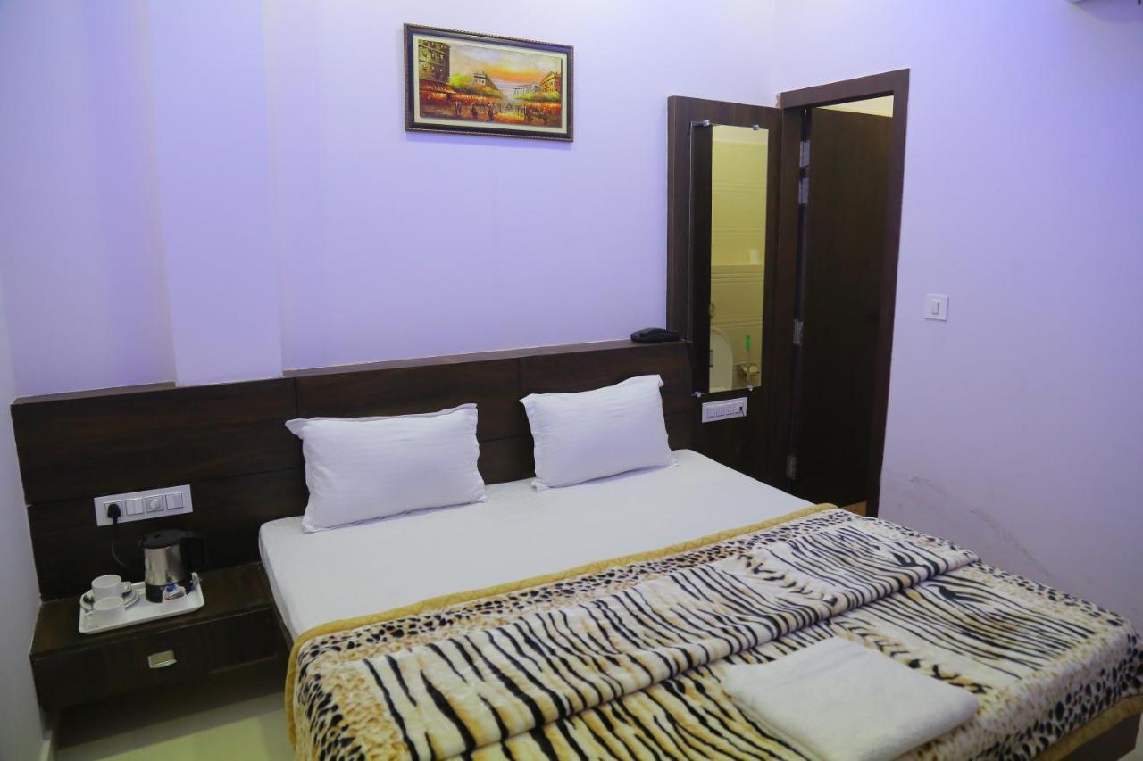 Hotel Golden Dreams Amritsar Exterior foto