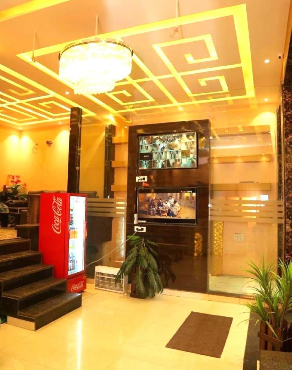 Hotel Golden Dreams Amritsar Exterior foto