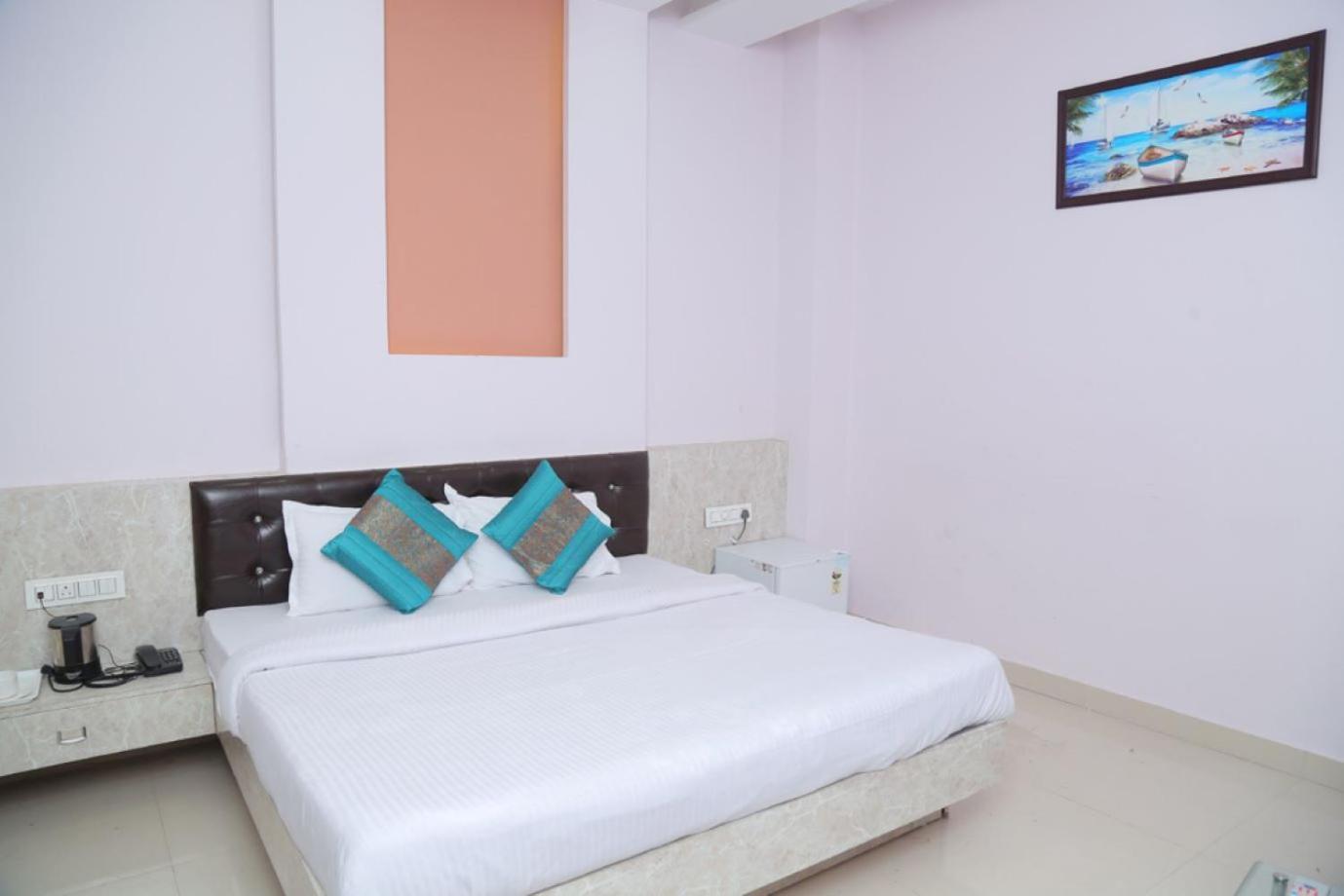 Hotel Golden Dreams Amritsar Exterior foto
